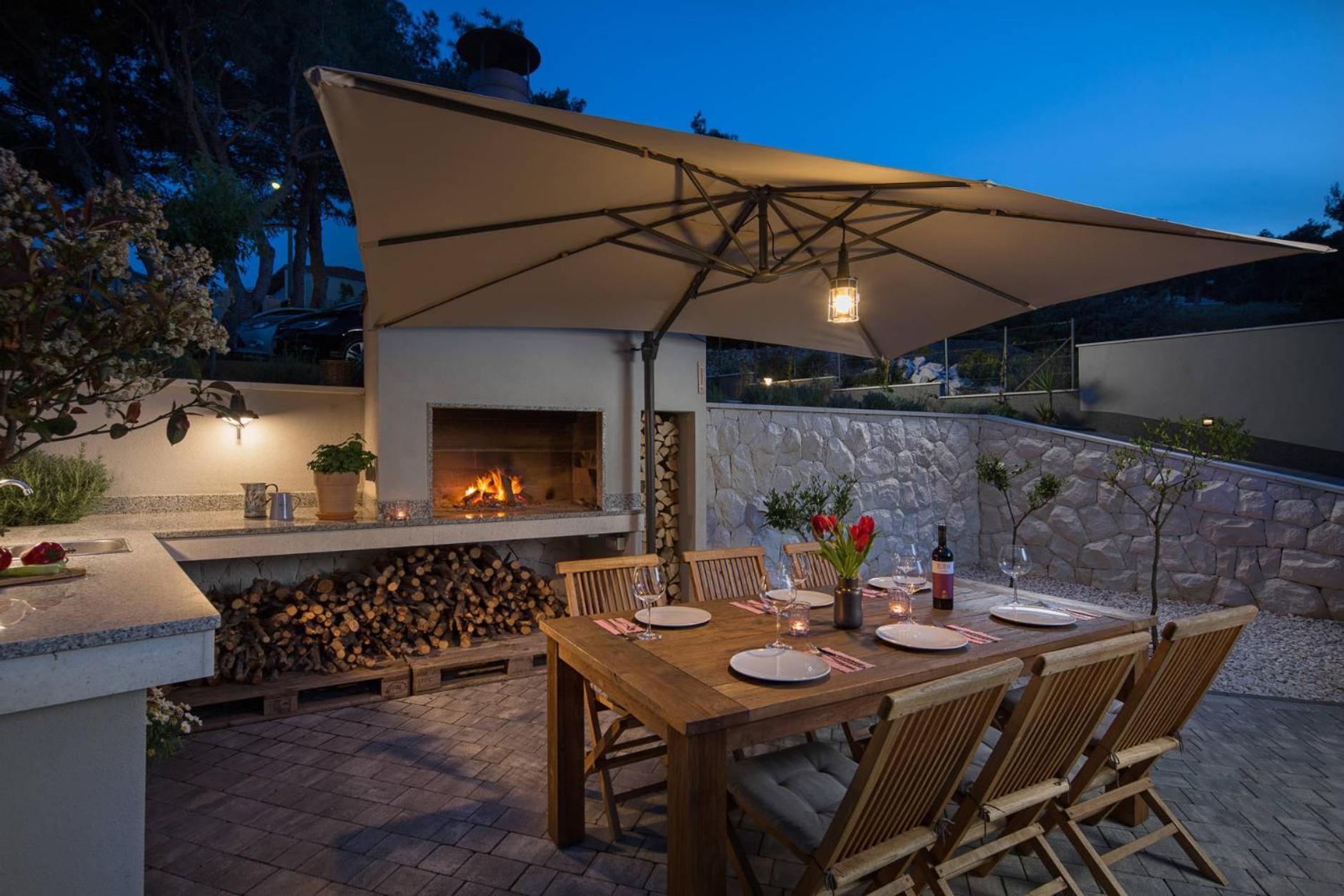 Апартаменты Olive Hill House - Ground Floor Слатине Экстерьер фото